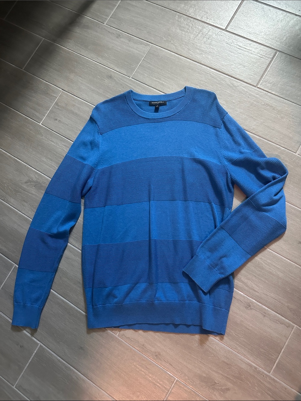 Banana Republic Men's Blue Striped Crewneck Sweater - Two-Tone Blue